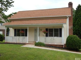 2029 19th Avenue Dr NE, Hickory, NC 28601