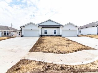 1520 Park Ave #A, Warrensburg, MO 64093