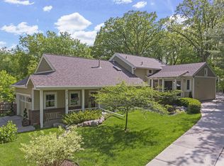 2336 Linner Rd, Wayzata, MN 55391