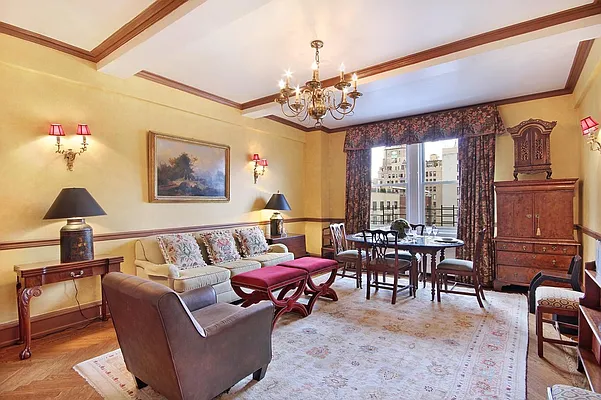 Sold by Corcoran | media 19