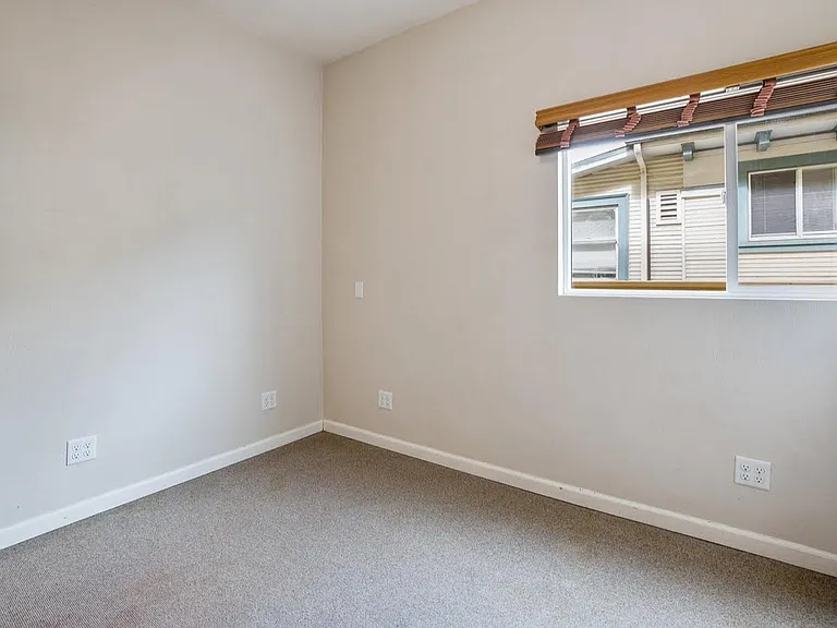 439 International Blvd #TF2 — Photo 15
