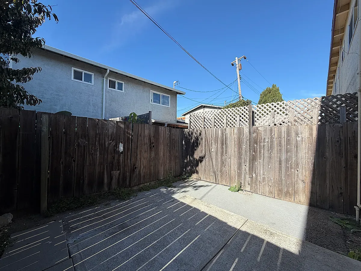 Casa de Luna Townhomes — Photo 4