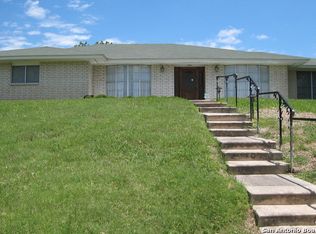 527 Lookout Dr, San Antonio, TX 78228