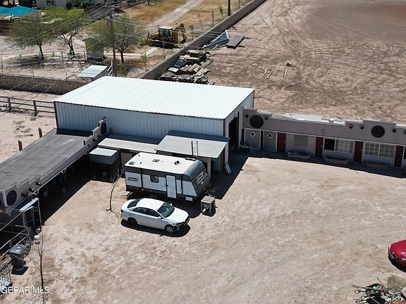 5th image of 9600 Cindy Ln