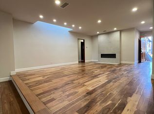 14656 Hesby St, Sherman Oaks, CA 91403