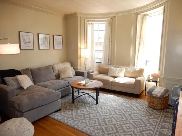 19 Chestnut St APT 1A, Boston, MA 02108