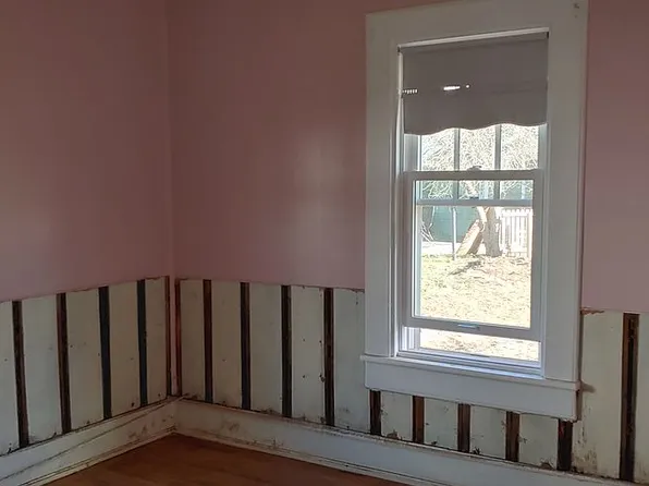 172 Harris St, Waynesville, NC 28786
