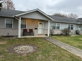 628 N Edwardsville St, Staunton, IL