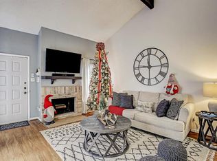 6333 Shadow Tree Dr, Houston, TX 77035