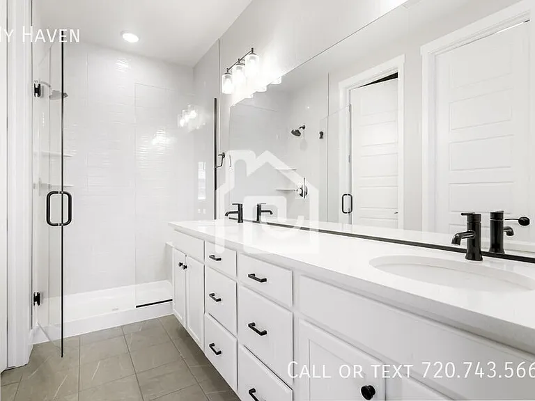 10138 E 62nd Ave — Photo 20