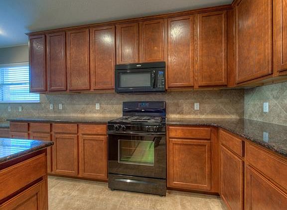 5th image of 2024 Pecan Valley Dr