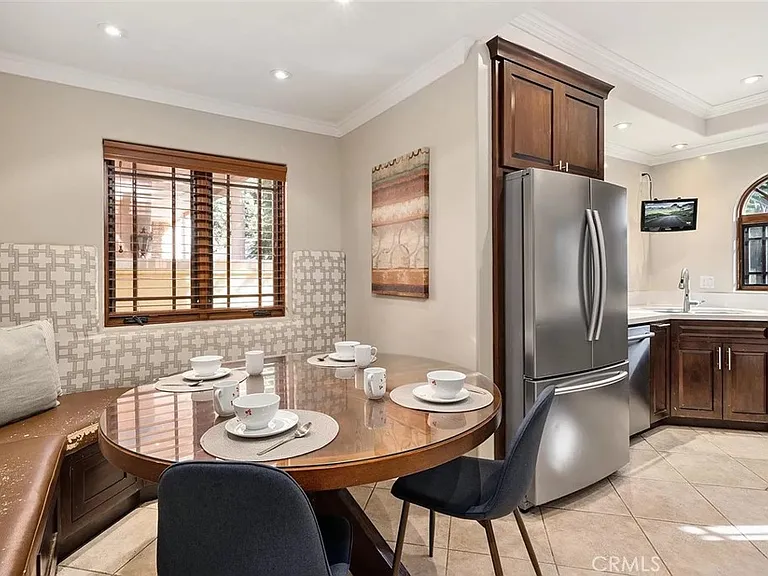 15014 Valleyheart Dr — Photo 13