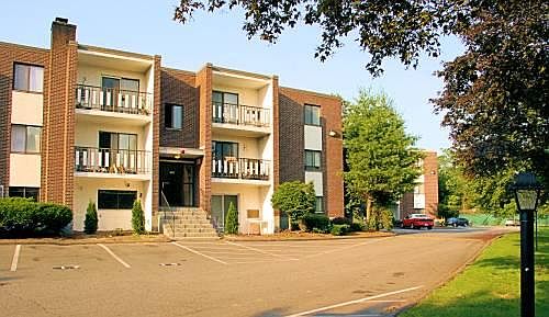 Building Photo 4