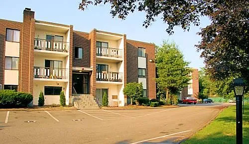Building Photo 3
