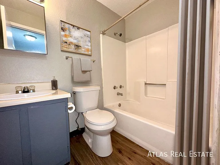 6895 Space Village Avenue — Photo 5