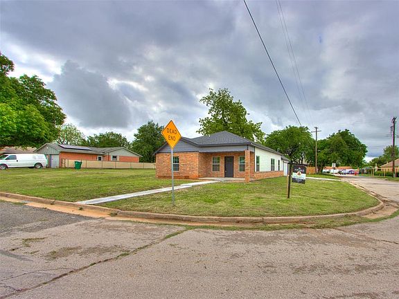2nd image of 3100 NE 17th St
