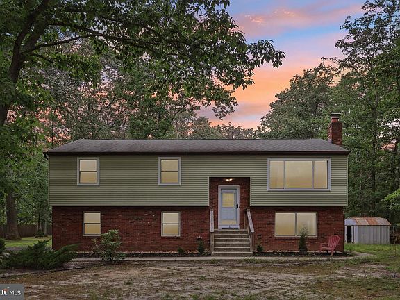 2nd image of 15 Elmwood Dr