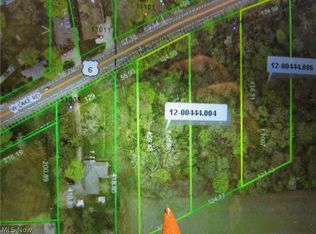 Lake Rd, Vermilion, OH 44089