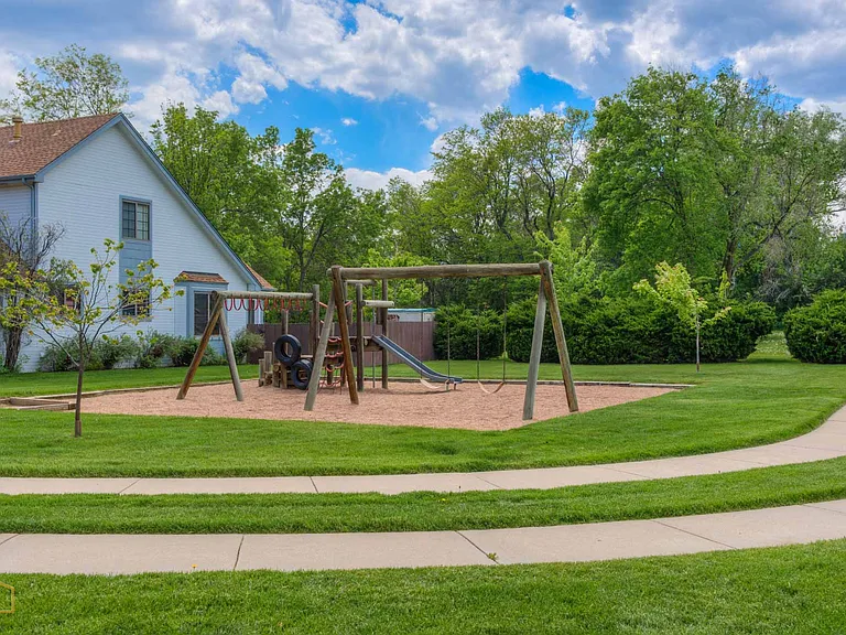 4806 Macintosh Pl — Photo 18