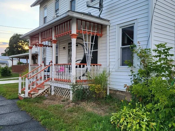 132 W Plum St, Aaronsburg, PA 16820