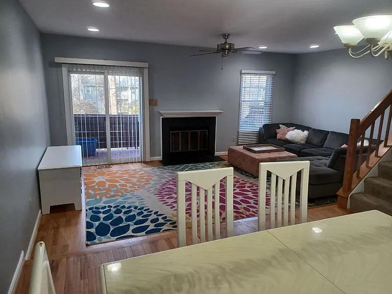 8028 Green Valley Ln — Photo 10