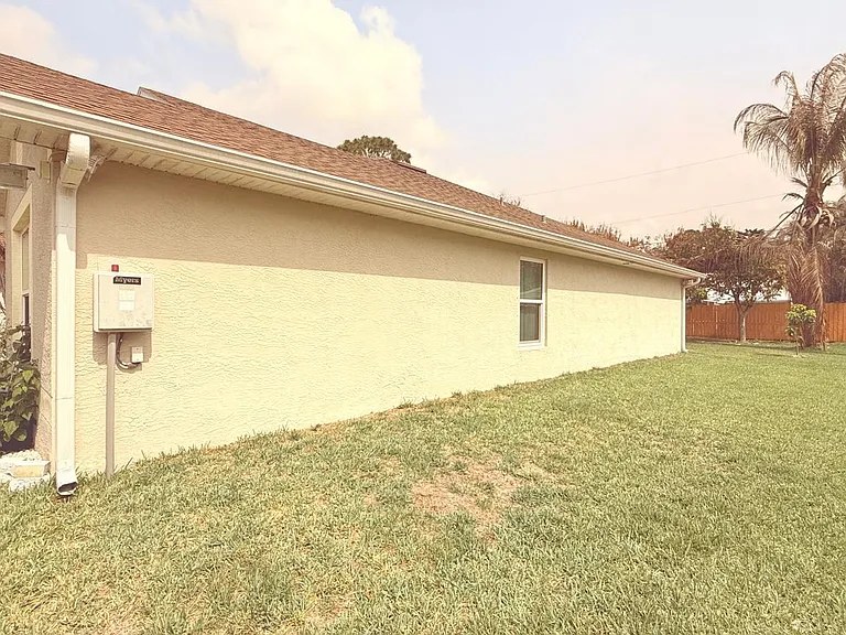 1613 SW Whipple Ave — Photo 20