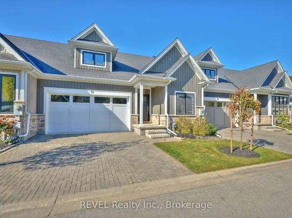 9245 Shoveller Dr #19, Niagara Falls, ON L2H 0M4