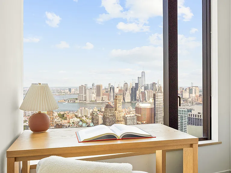 11 Hoyt St #56K — Photo 7