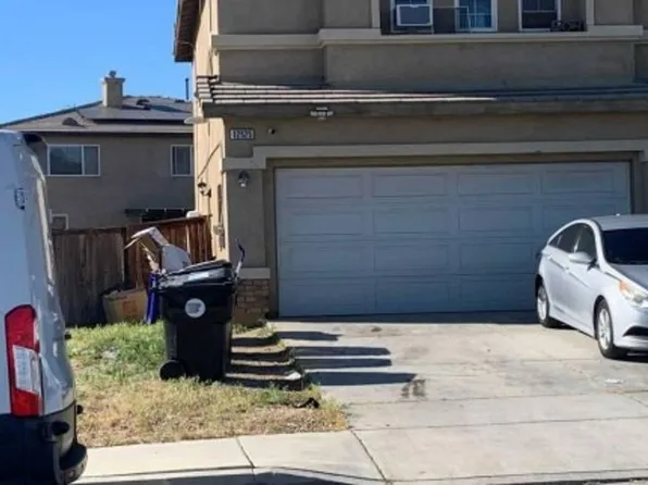 12525 Dos Palmas Rd, Victorville, CA 92392