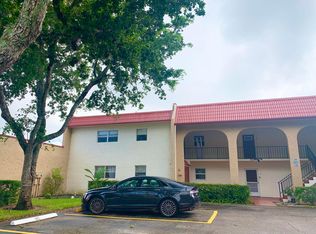 198 Lake Frances Dr, West Palm Beach, FL 33411
