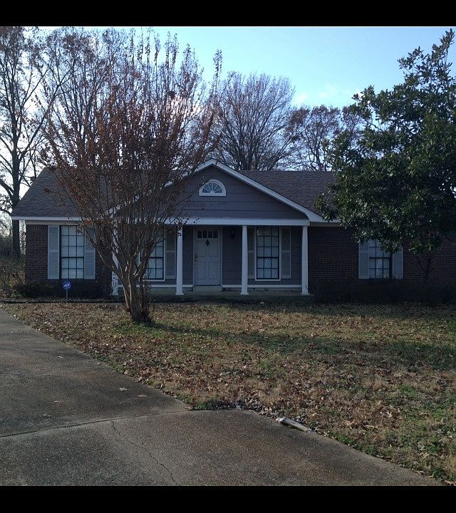1st image of 7545 Lone Oak Cv