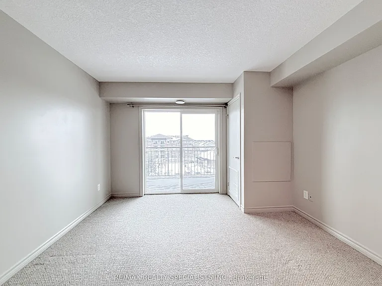 43 Goodwin Dr #404 — Photo 12