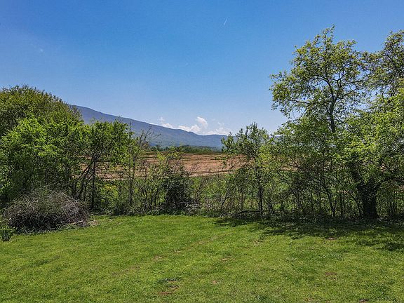3rd image of LOT 15 McClary Dr