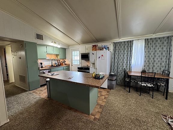 5th image of 107 W Plumlee St