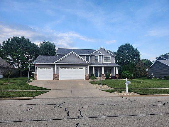 5th image of 1305 Kensington Dr