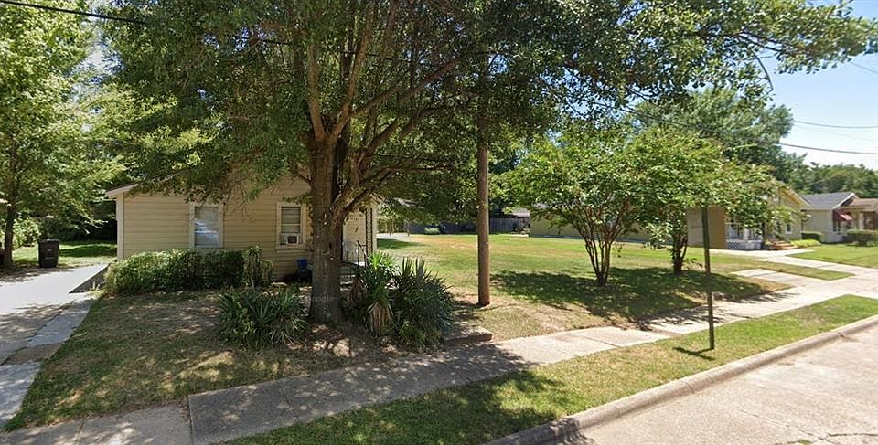 1st image of 4303 Wallace Ave