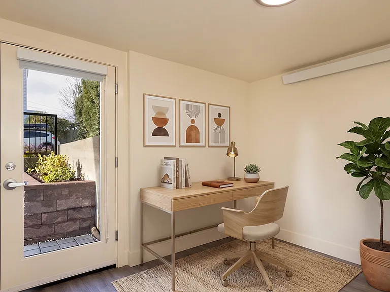 Seattle 3 Bedroom Apartment for Rent | Newly Remodeled Home with In-Unit Washer/Dryer, Private En... — Photo 13