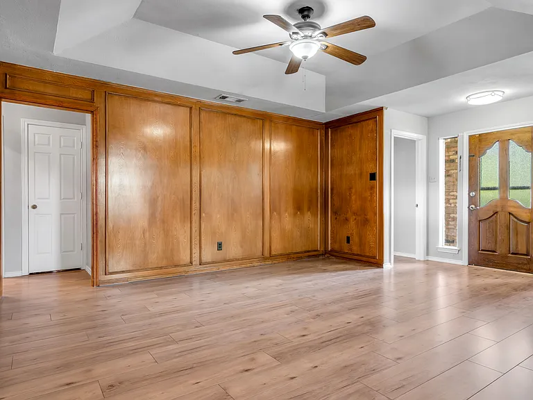 2200 Reading Rd — Photo 5