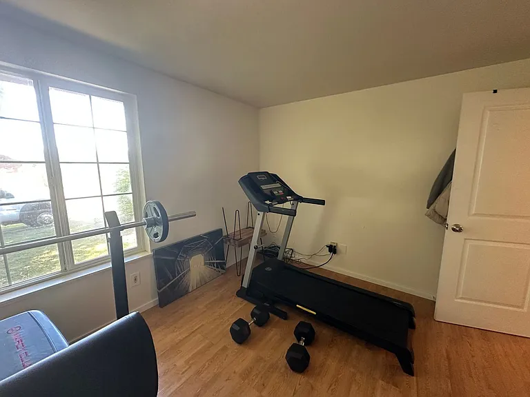 873 Parkwood Way — Photo 37