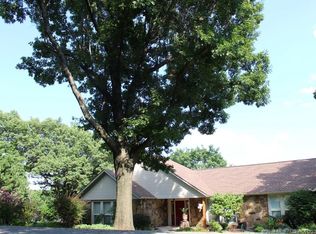 9732 E Canyon Rd, Claremore, OK 74017