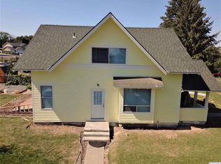 301 E Edison Ave, Sunnyside, WA