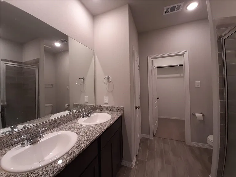 919 Redinger Ridge Dr — Photo 12