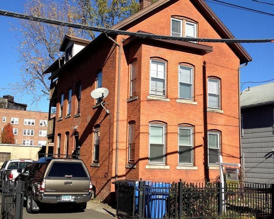 Front View 18 West Pearl St New Britain CT 06001