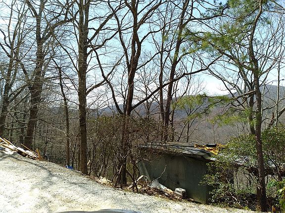 5th image of 365 Morrill Dr