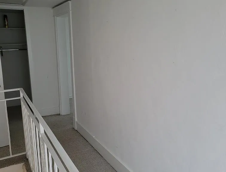 1004 Gillock St — Photo 10
