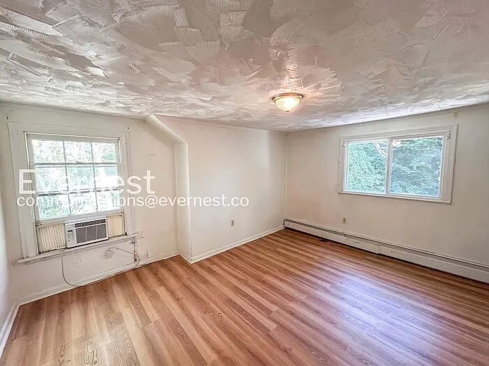 305 N Boundary St #B — Photo 7