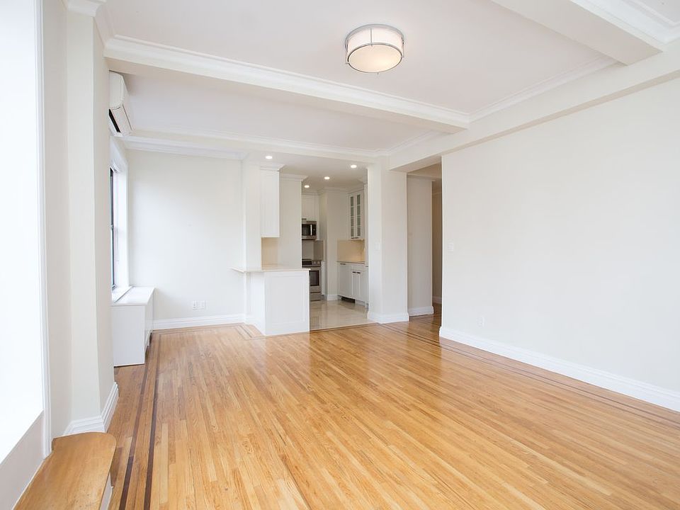 1st image of 210 W 70th St APT 1002