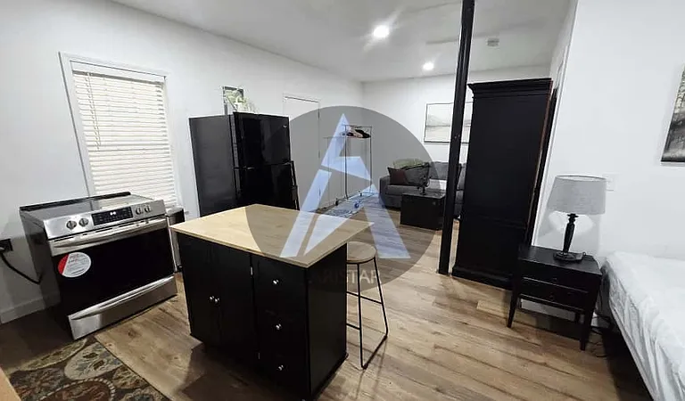 4433 Coopers Creek Dr SE #B — Photo 6