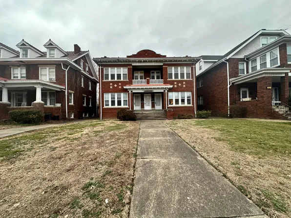 1026 12th Ave, Huntington, WV 25701