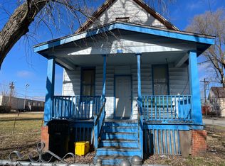 994 E North St, Decatur, IL 62521